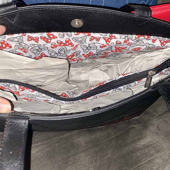 Disney Minnie Mouse handbag and wristlet wallet - Picture 5 of 13